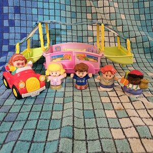 Fisher Price Little People Folding Camper, Car And 5 Figures Sound/Lights Work